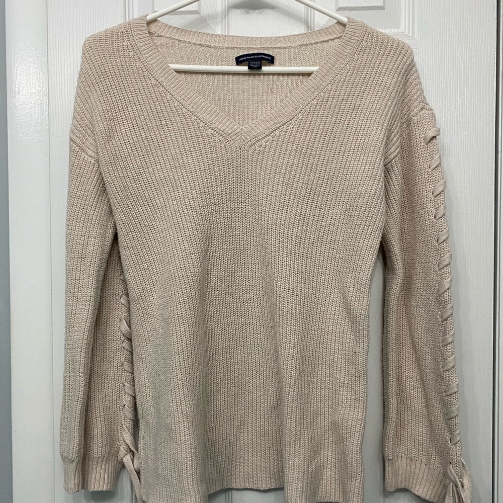 American eagle cream sweater